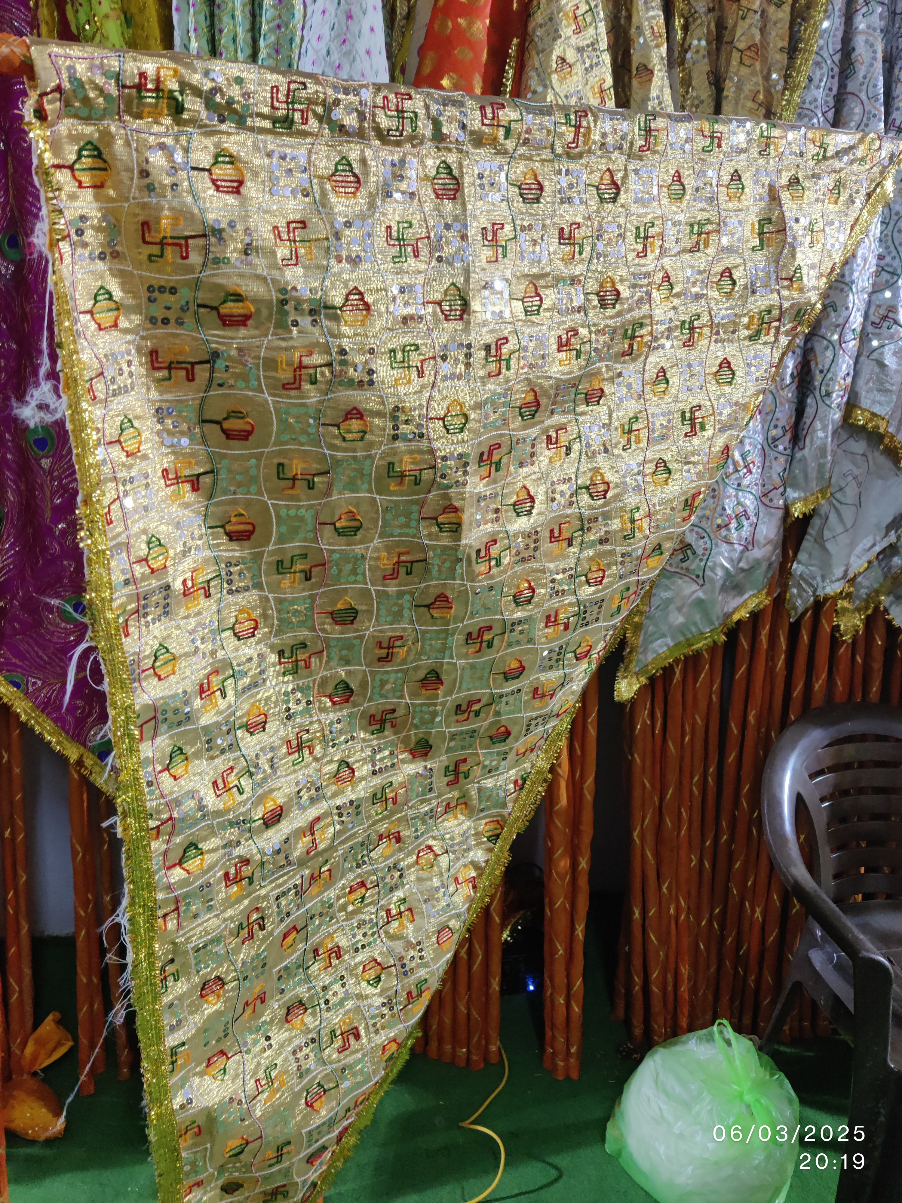 Swasthik Pattern — 1.25M